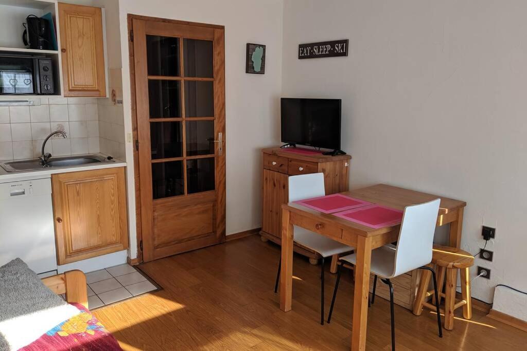 Bright Refurbished Apartment - Central Les Houches Bagian luar foto